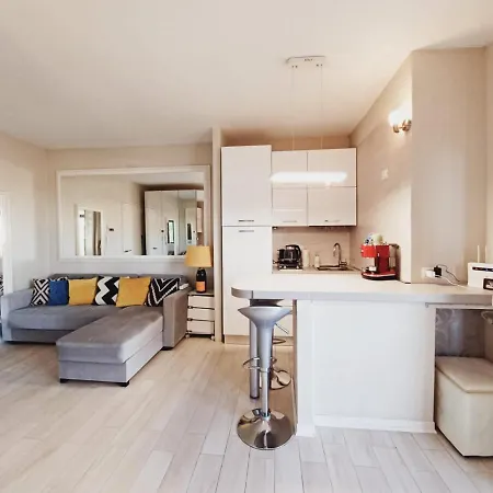 Апартаменти Via Riccardo Lombardi 29 Ольбія