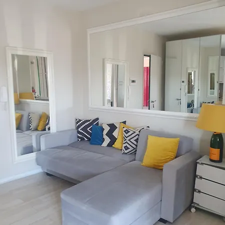 Via Riccardo Lombardi 29